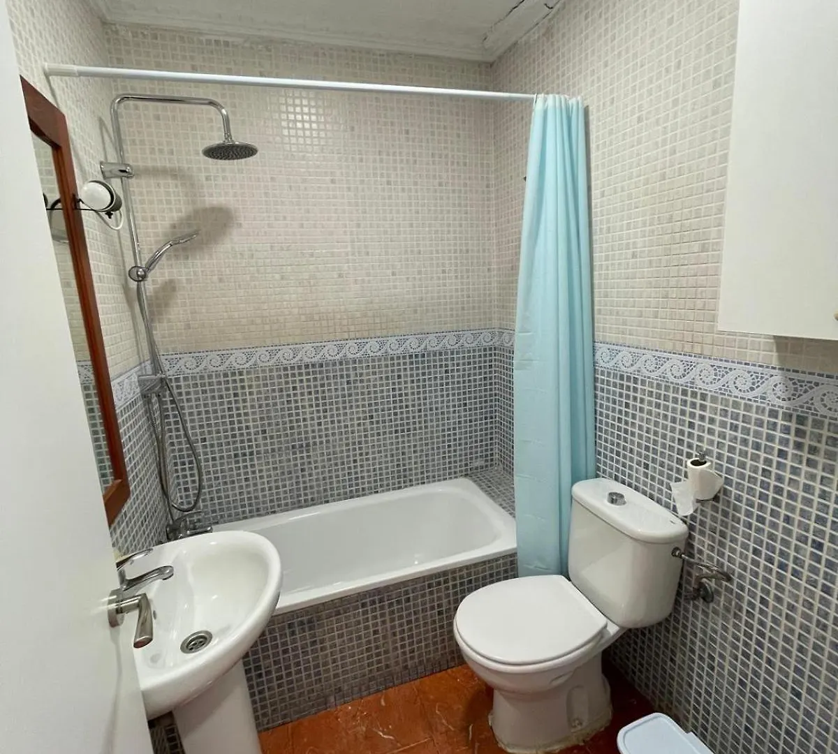 Apartamento La Linea 3 La Línea de la Concepción 0*,